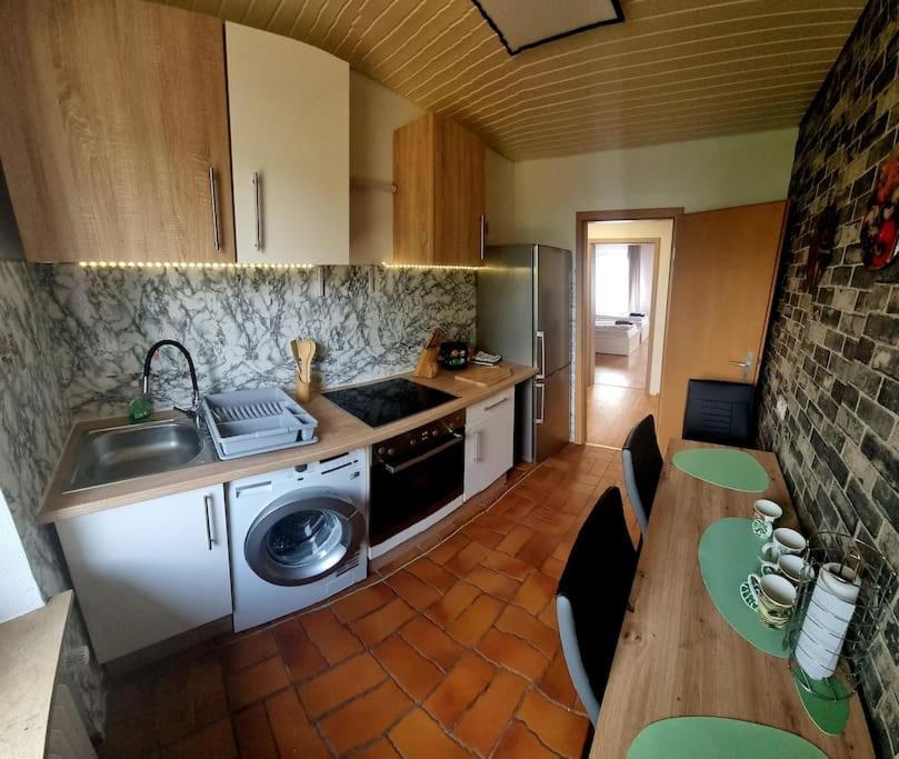Schoene, Gemuetliche Wohnung, Voll Ausgestattet Вупперталь Экстерьер фото